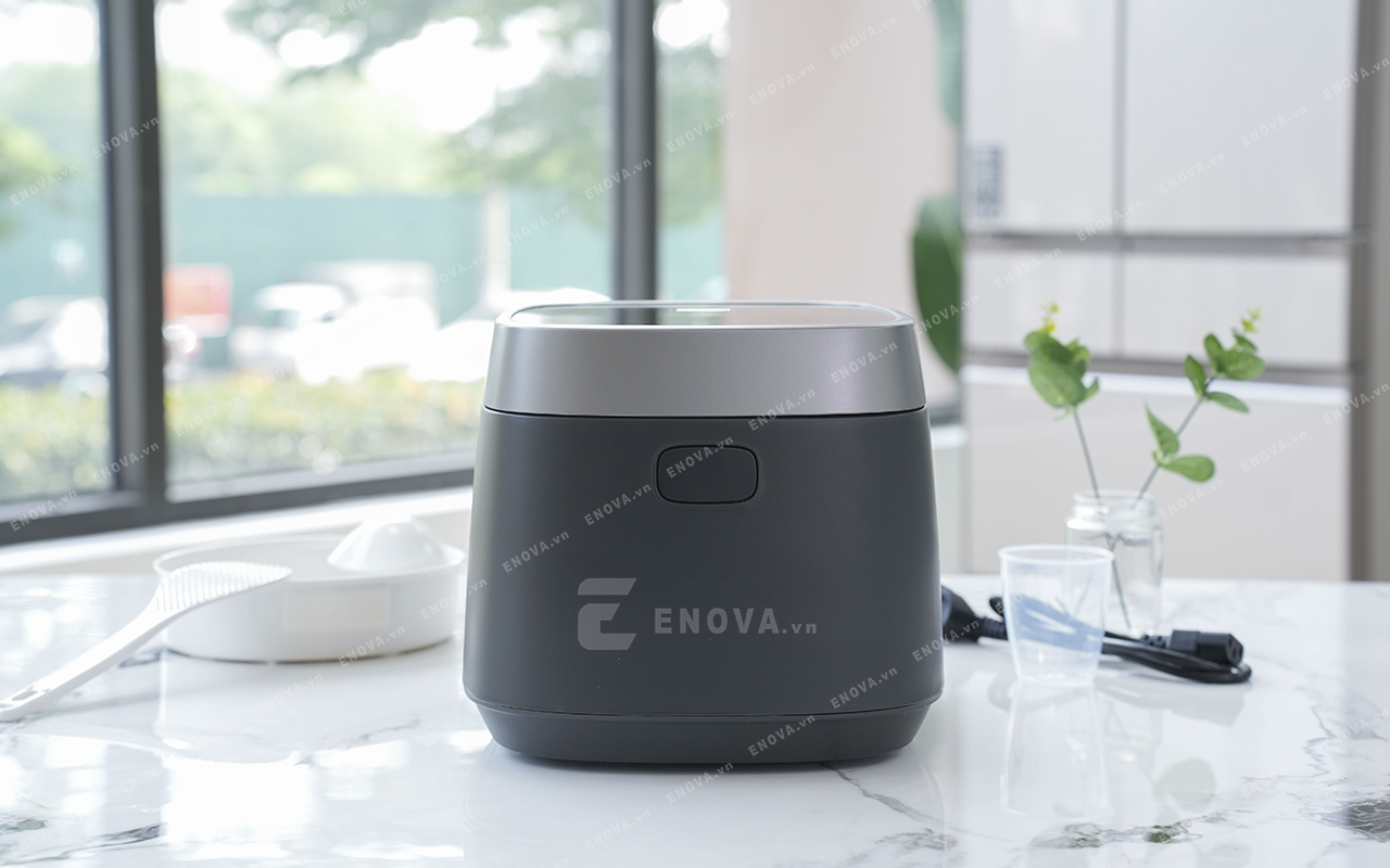 Nồi cơm điện cao tần Panasonic SR-HN151KRA