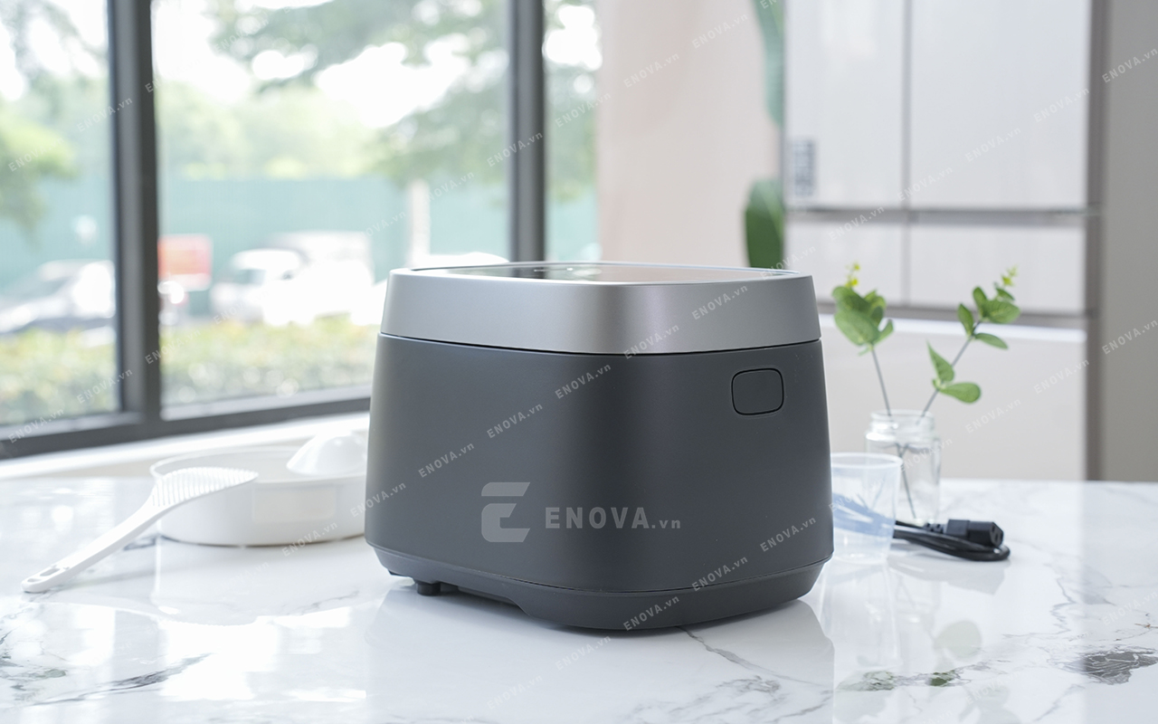 Nồi cơm điện cao tần Panasonic SR-HN151KRA