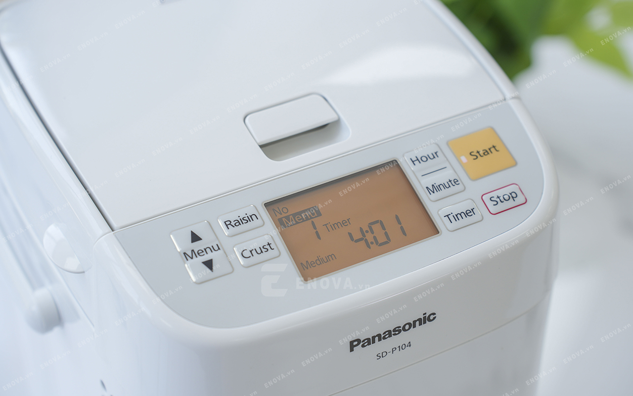 Máy làm bánh mì Panasonic SD-P104WRA