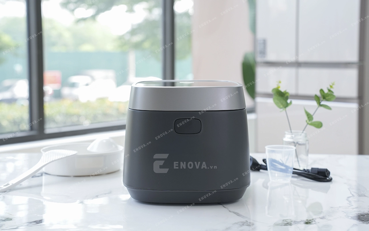 Nồi cơm điện cao tần Panasonic SR-HN151KRA