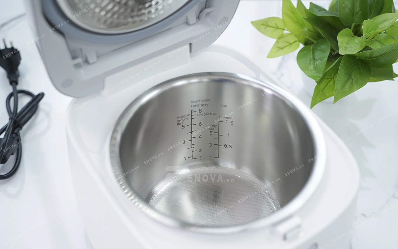 Nồi cơm điện cao tần Panasonic SR-HNS151WRA