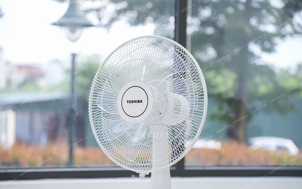 Quạt điện Toshiba F-LSD10(W)VN