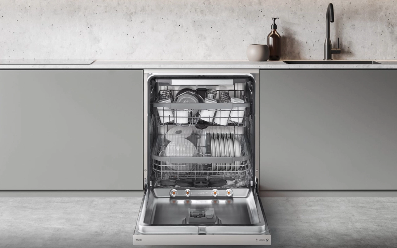 Máy rửa bát 14 bộ độc lập LG LDT14BLA4